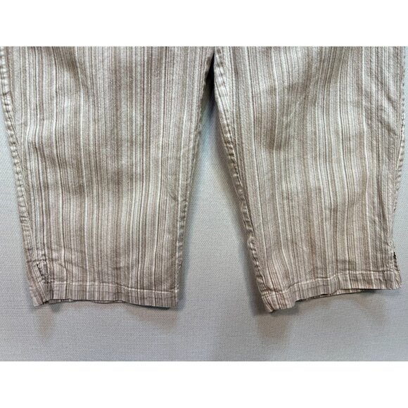 Christopher & Banks Womens Striped Cropped Pants Size 10 Stretch Straight Casual - Picture 5 of 10